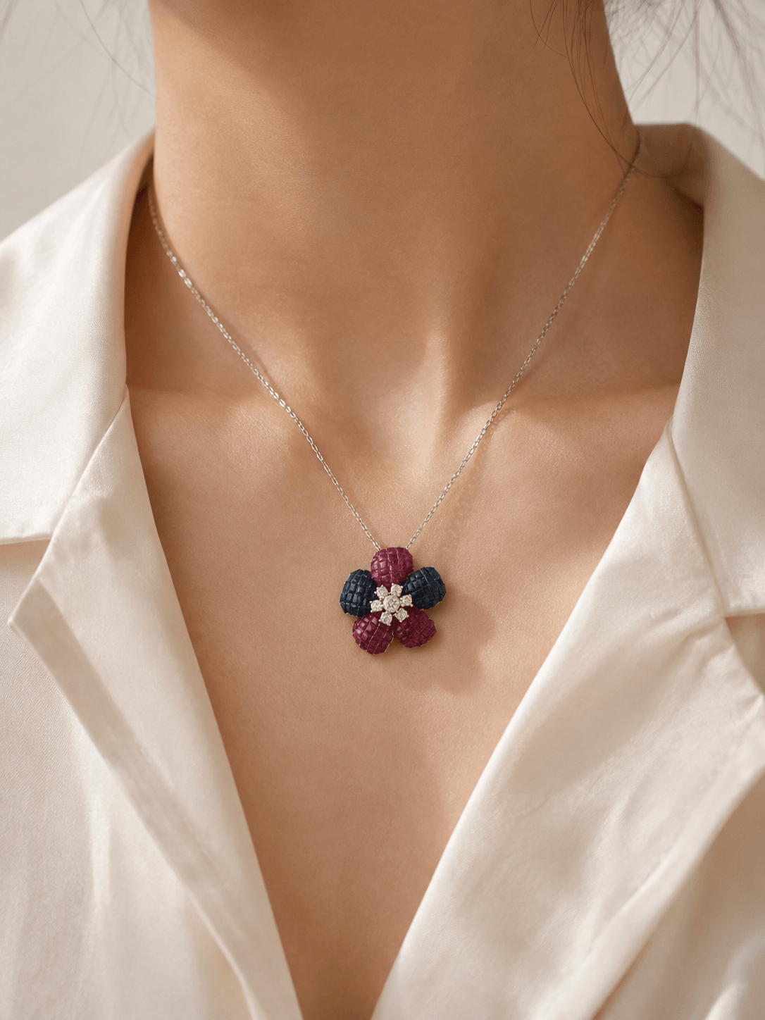 Mosaïque Jardin Bloom Pendant - alternate view